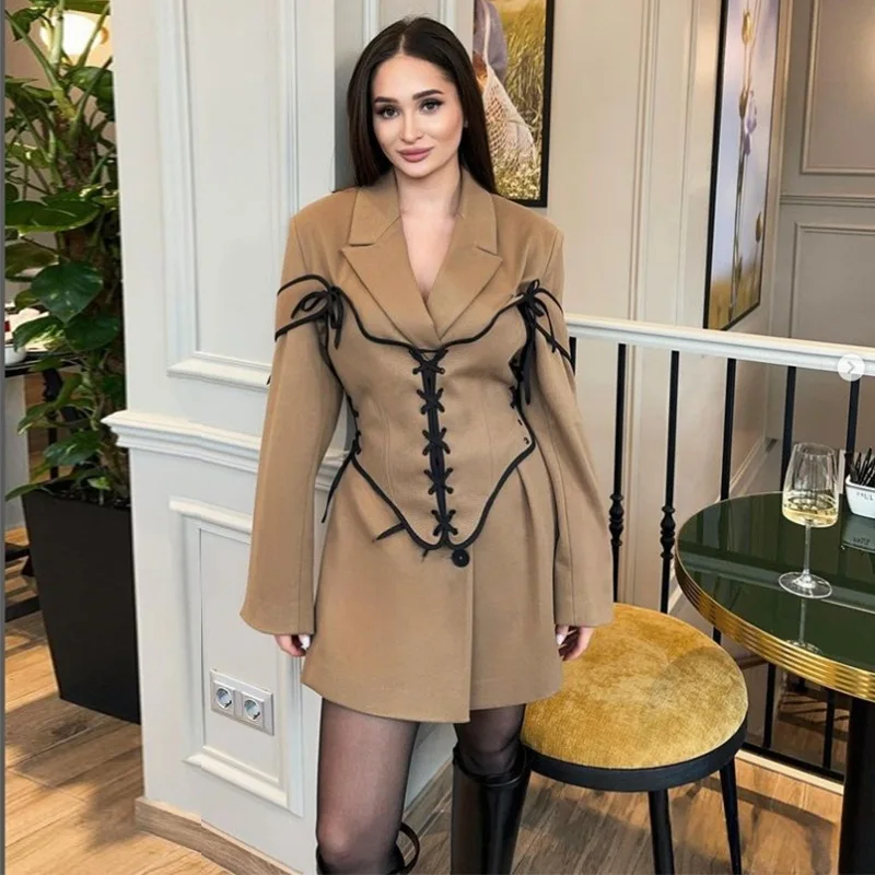 طقم فستان بمعطف وممشد متوسط ال - مراجعة Corset Top Boned وسعره