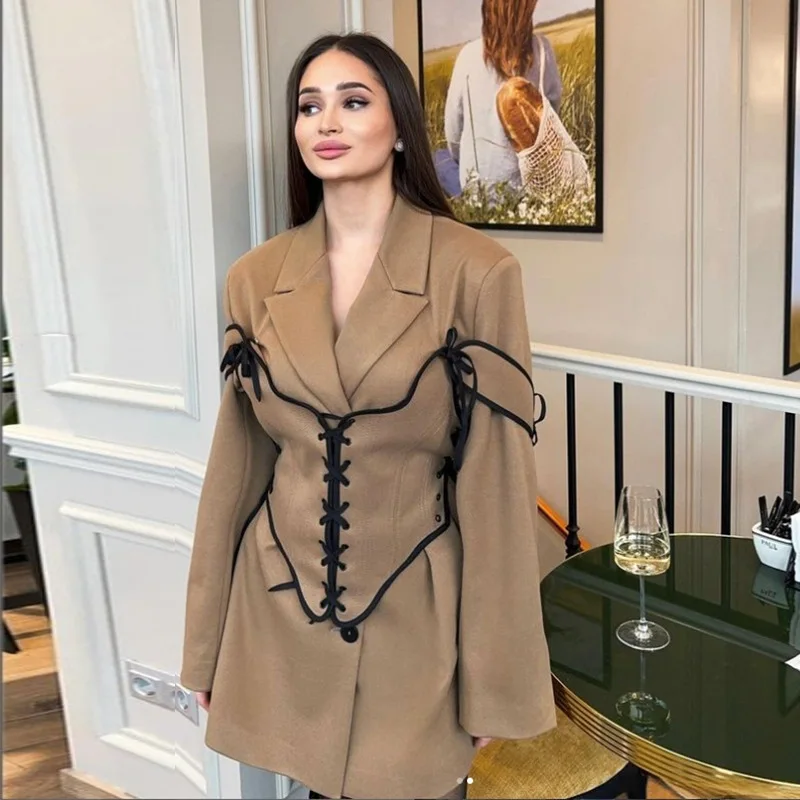 طقم فستان بمعطف وممشد متوسط ال - مراجعة Corset Top Boned وسعره