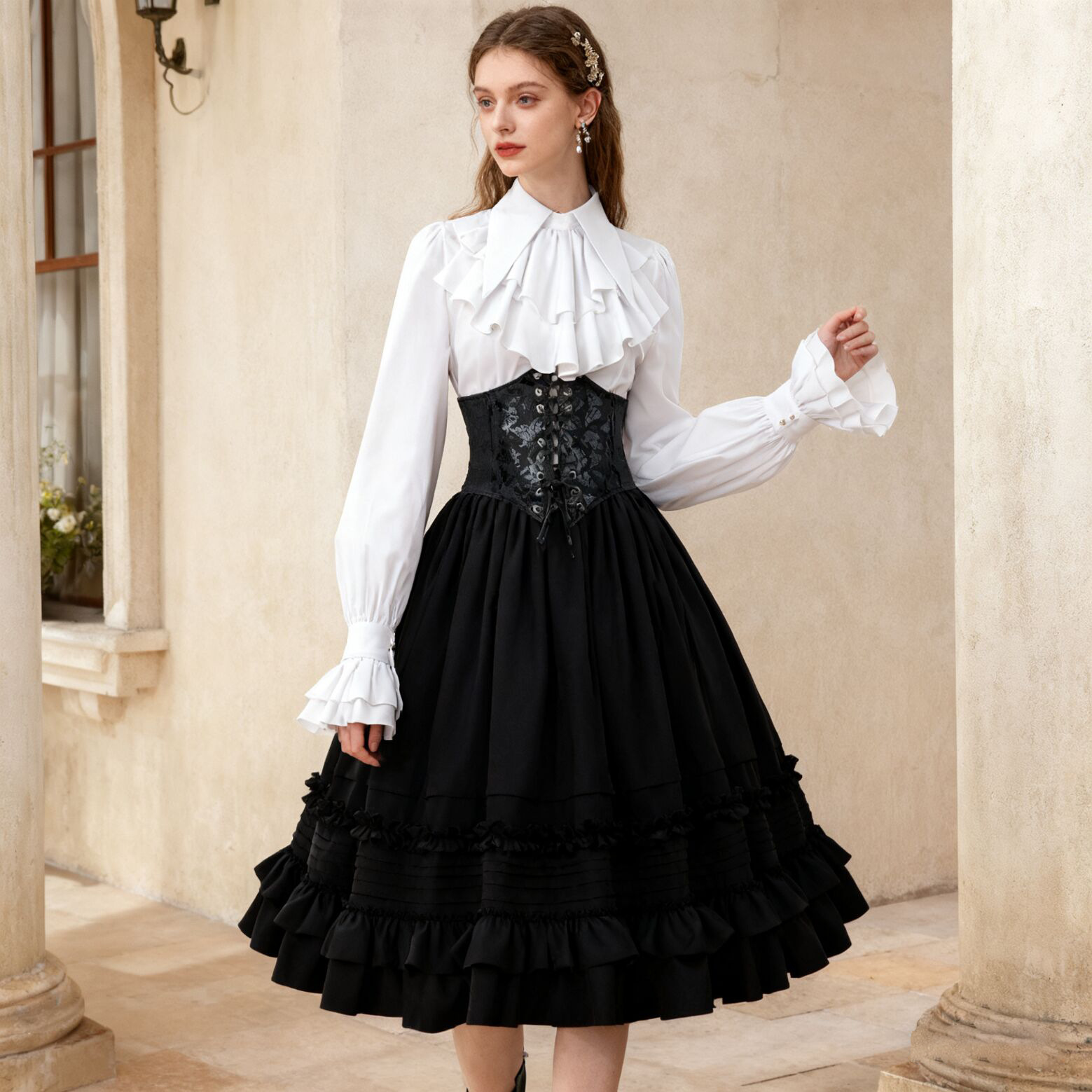 تنورة نسائية متعددة الطبقات بط - مراجعة Corset Top Boned وسعره
